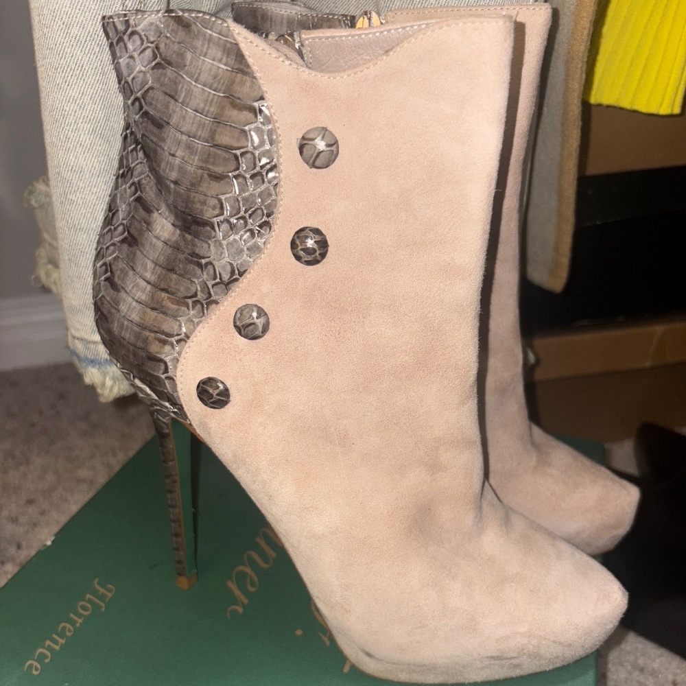 Lisa Pliner Boot - image 1